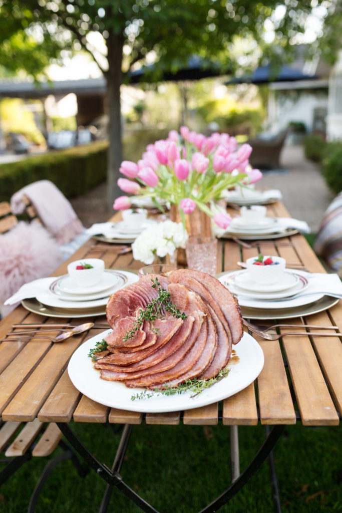 Stylish Easter brunch tablescape