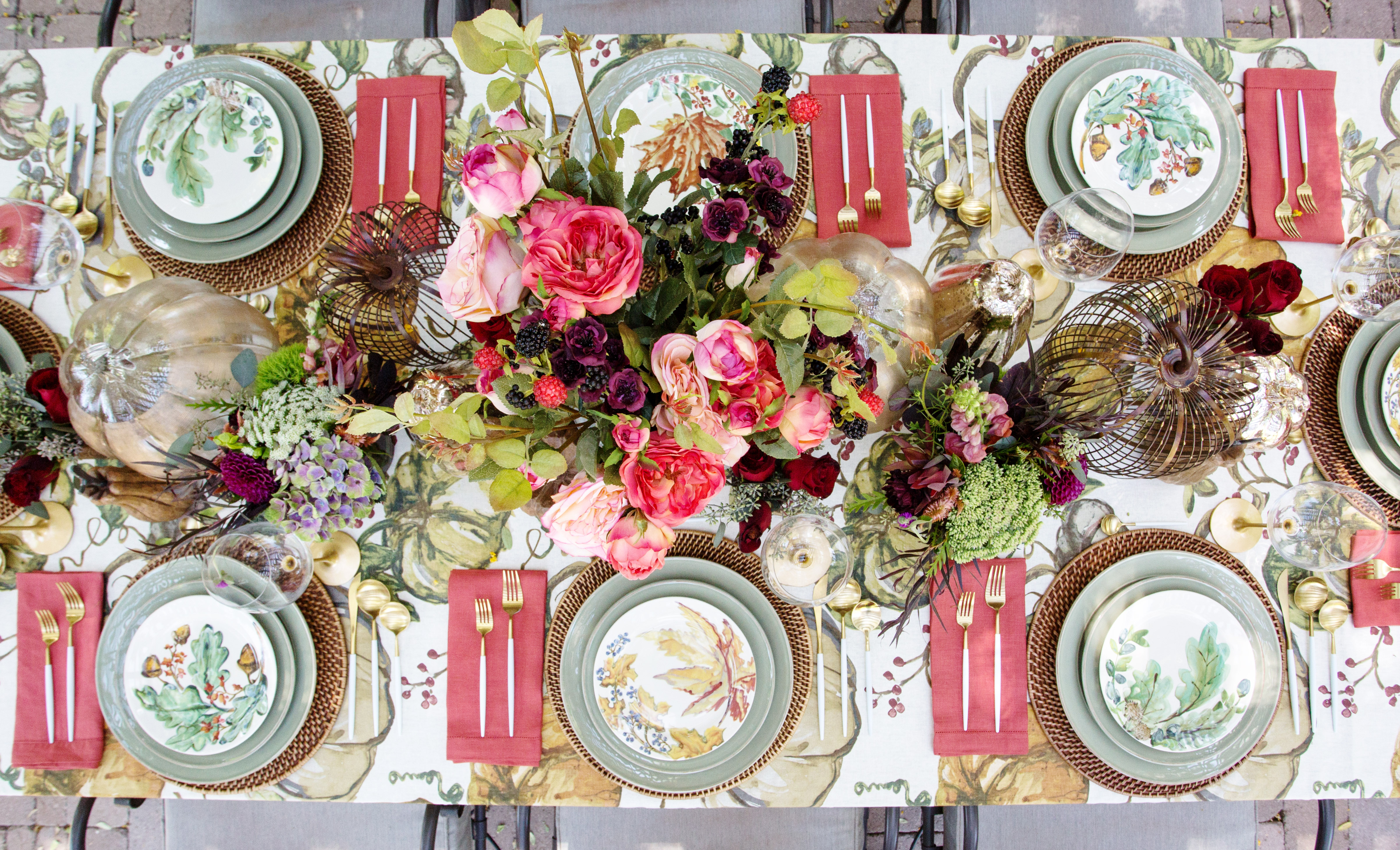 Ready for Fall Entertaining? Meet your Perfect Harvest Supper Table