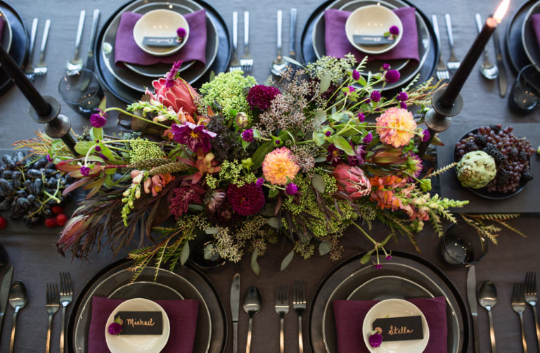 Inspiration for an Elegant Purple Jewel-Toned Tablescape - to have + to ...