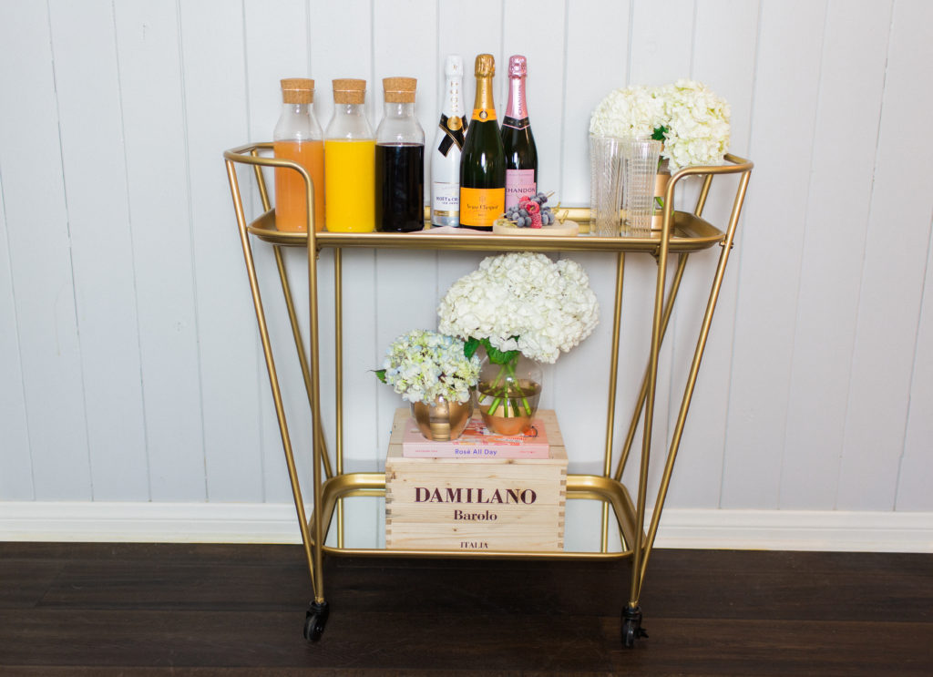 How to Make a Mimosa Bar - Sweetphi