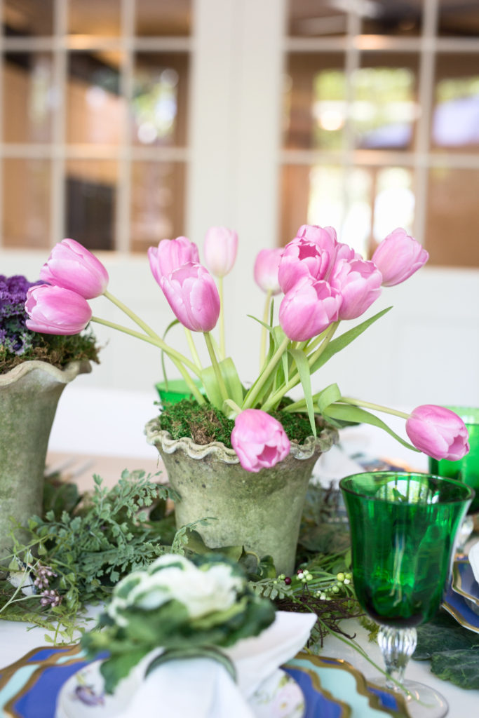 Easter tulip table