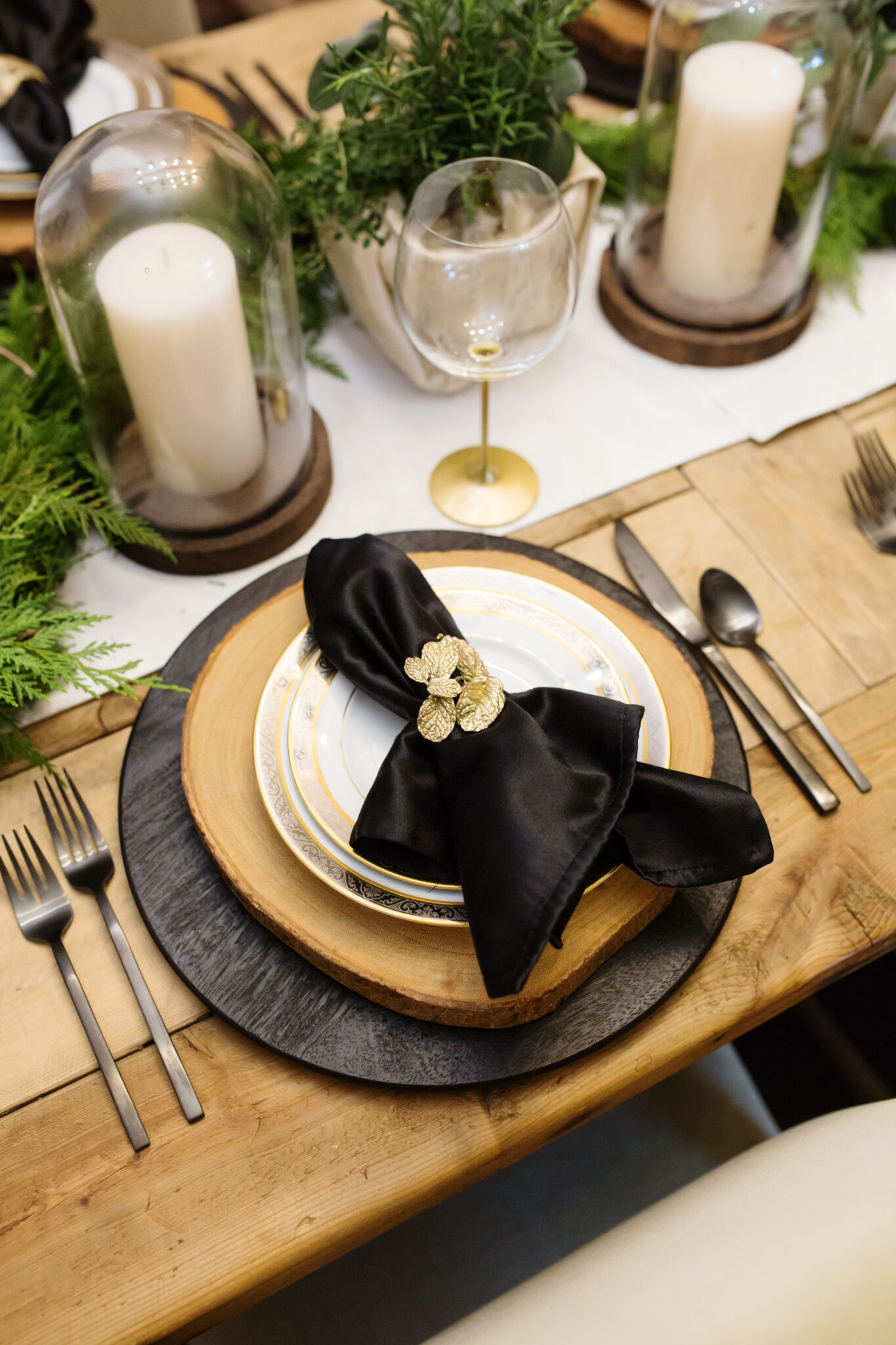 Black and Gold Holiday Table Botanical Inspiration to have + to host