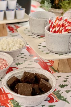How to Host a DIY Hot Cocoa Bar