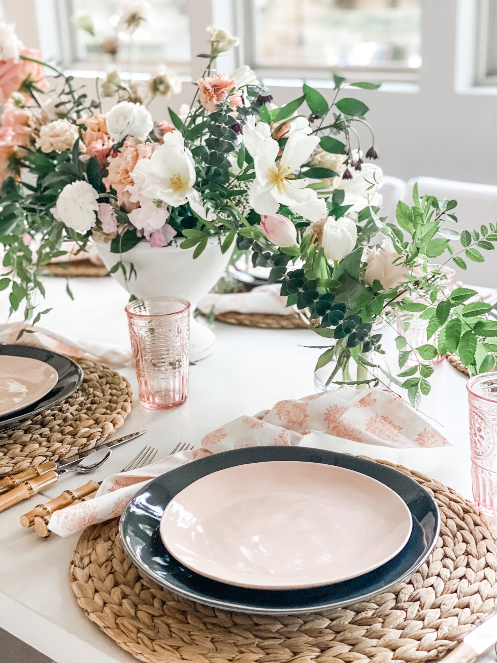 Spring Table Decor: Airy, Wild and Ethereal - to have + to host