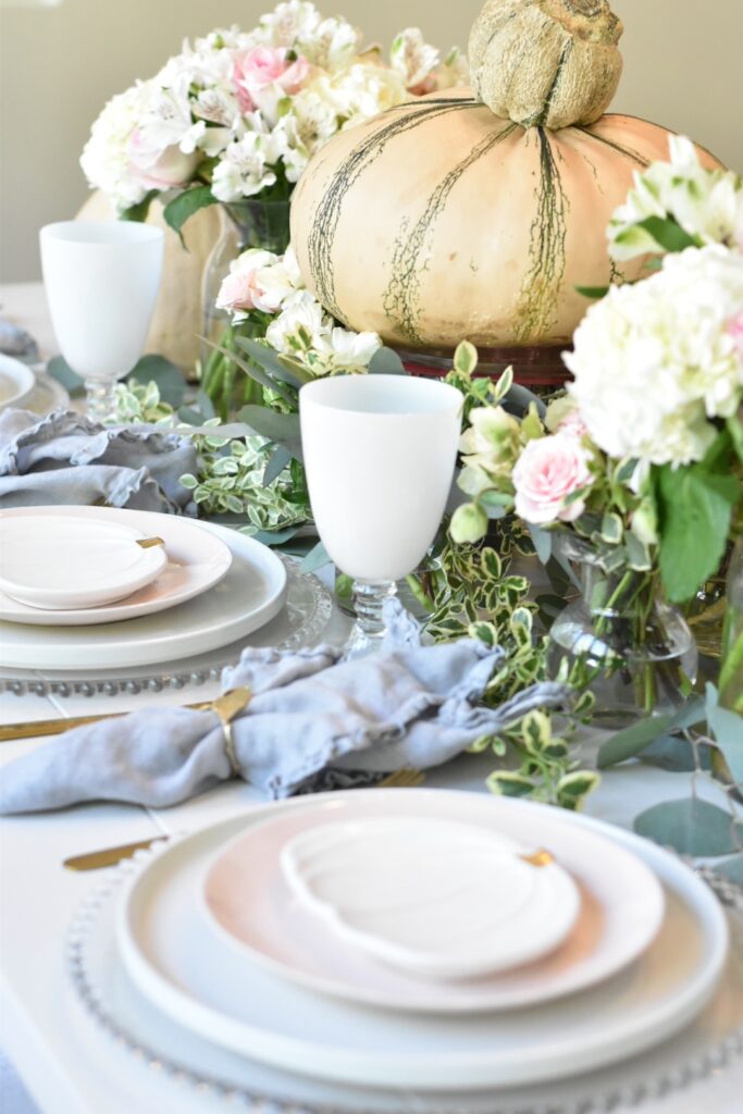 pink pumpkin table