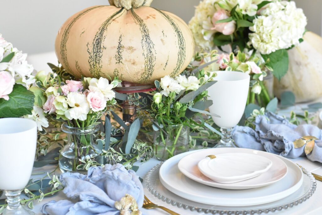 pink pumpkin table