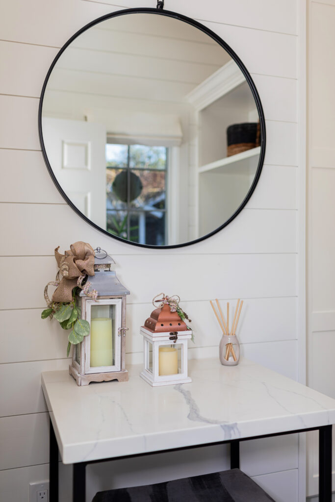 Christmas powder room 