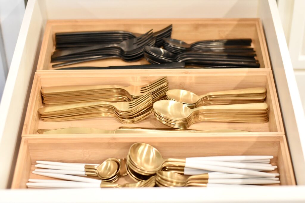 flatware organization