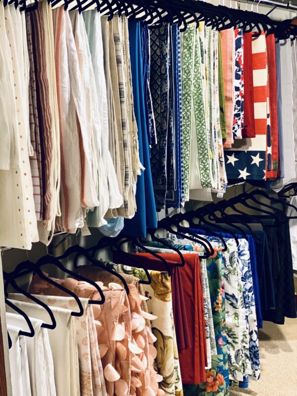 How to Optimize Table Decor Organization to have + to host