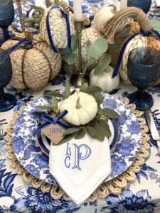 My Unique Thanksgiving Table: Blue, White & Straw - to have + to host